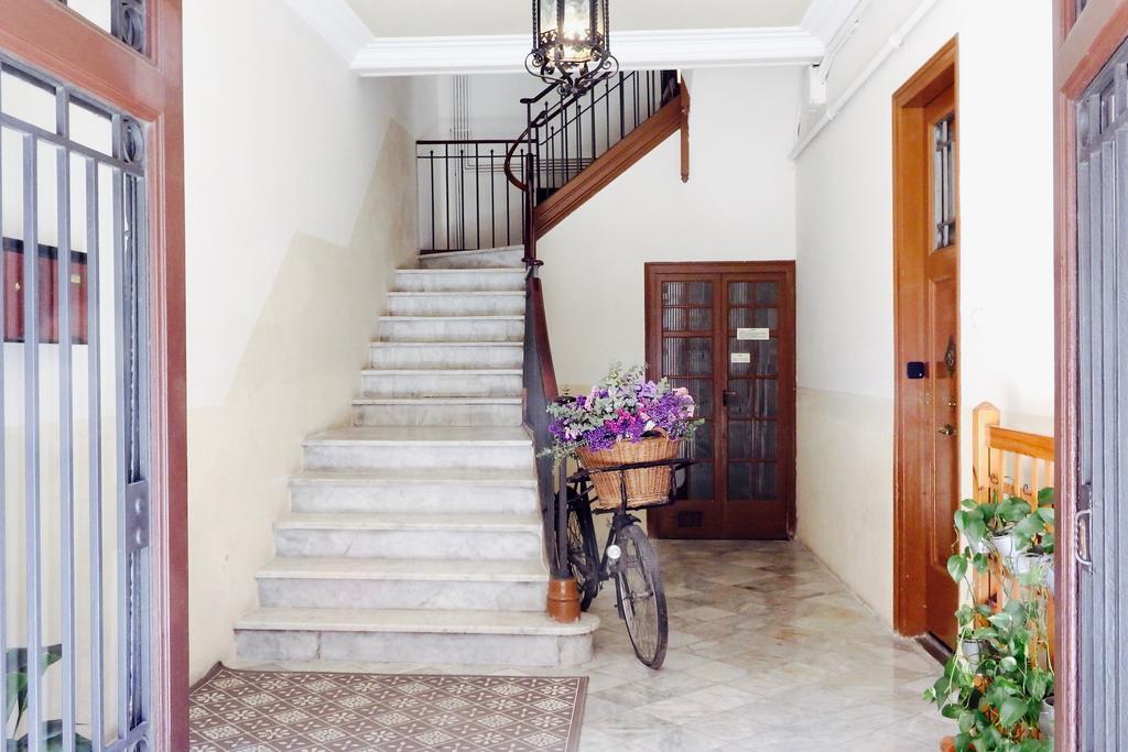 Hostal Poblenou Барселона Экстерьер фото