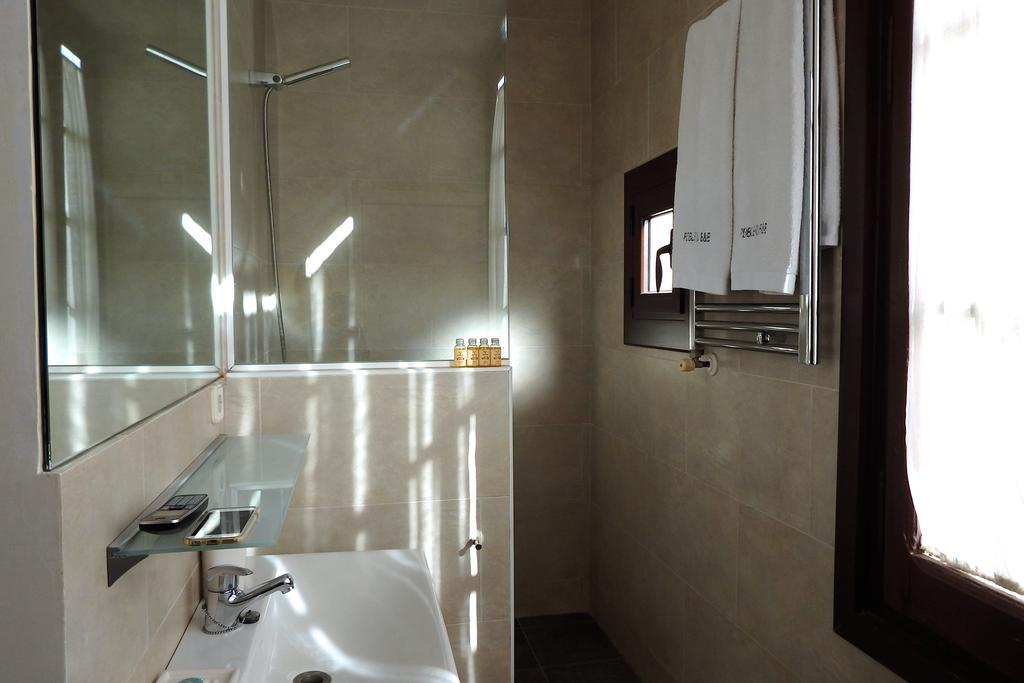 Hostal Poblenou Барселона Экстерьер фото